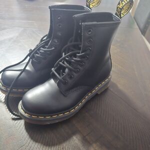 Kids DOC MARTENS